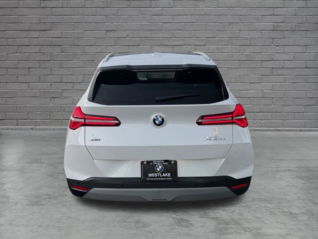 Used 2025 BMW X3 xDrive30i AWD/4WD image 6