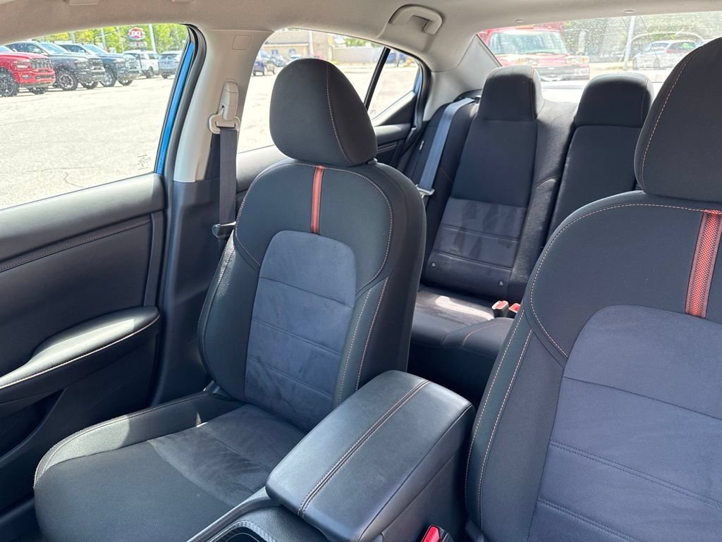Used 2025 Nissan Sentra SR FWD image 44