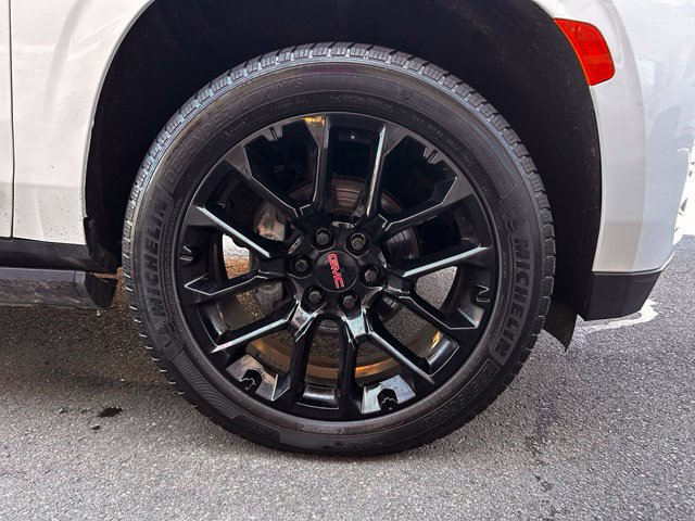 Used 2023 GMC Yukon XL Denali AWD/4WD image 37