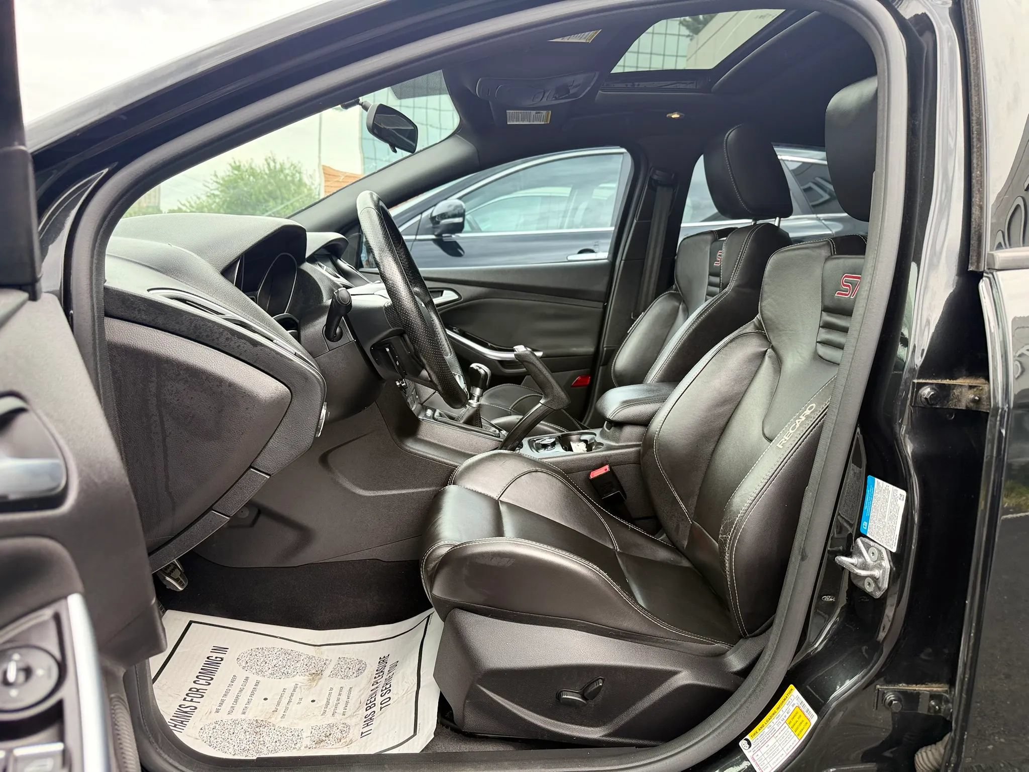 Used 2014 Ford Focus ST w/ Equipment Group 202A FWD image 10