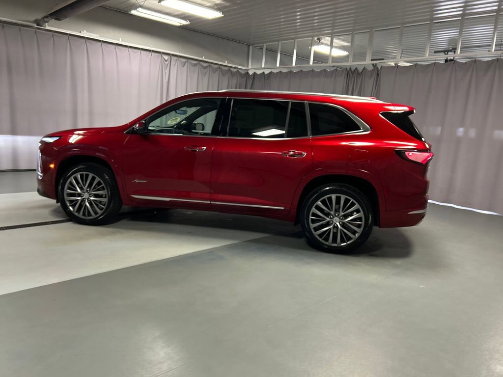Used 2025 Buick Enclave Avenir w/ Super Cruise Package image 4