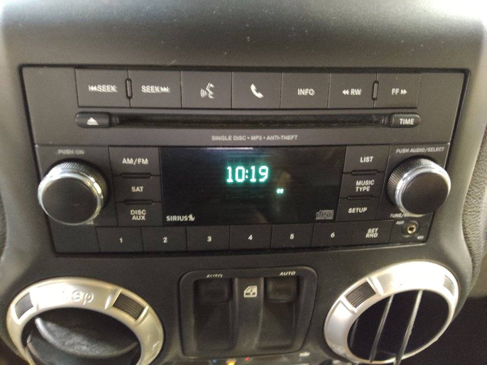 Used 2015 Jeep Wrangler Sport AWD/4WD image 25