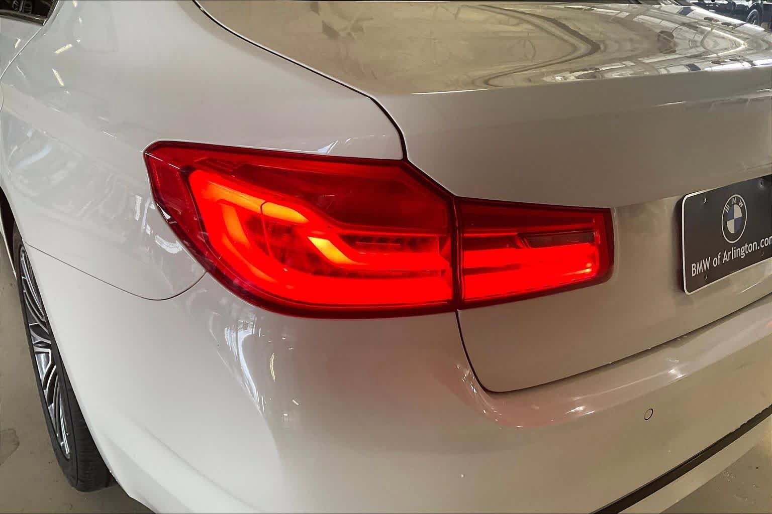 Used 2019 BMW 530i w/ Convenience Package RWD image 25