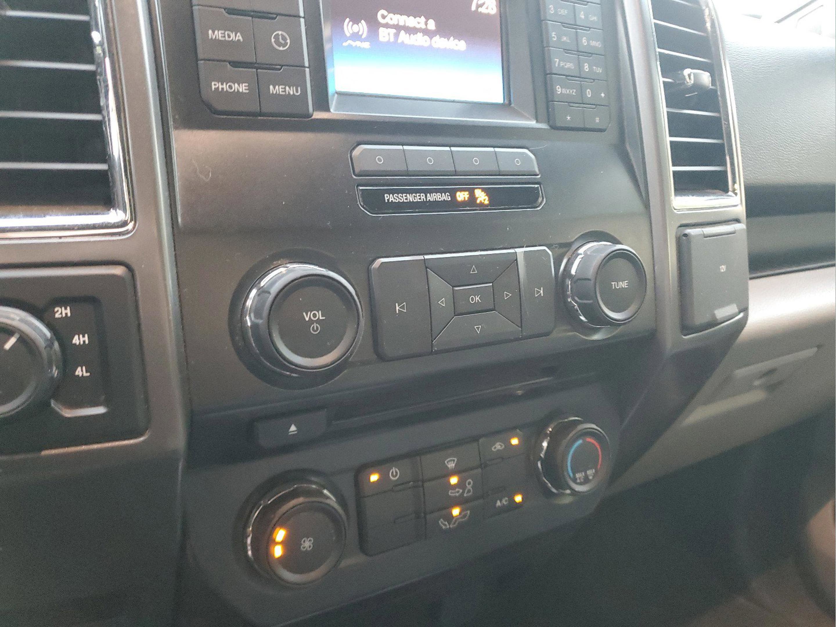 Used 2015 Ford F150 XLT image 20