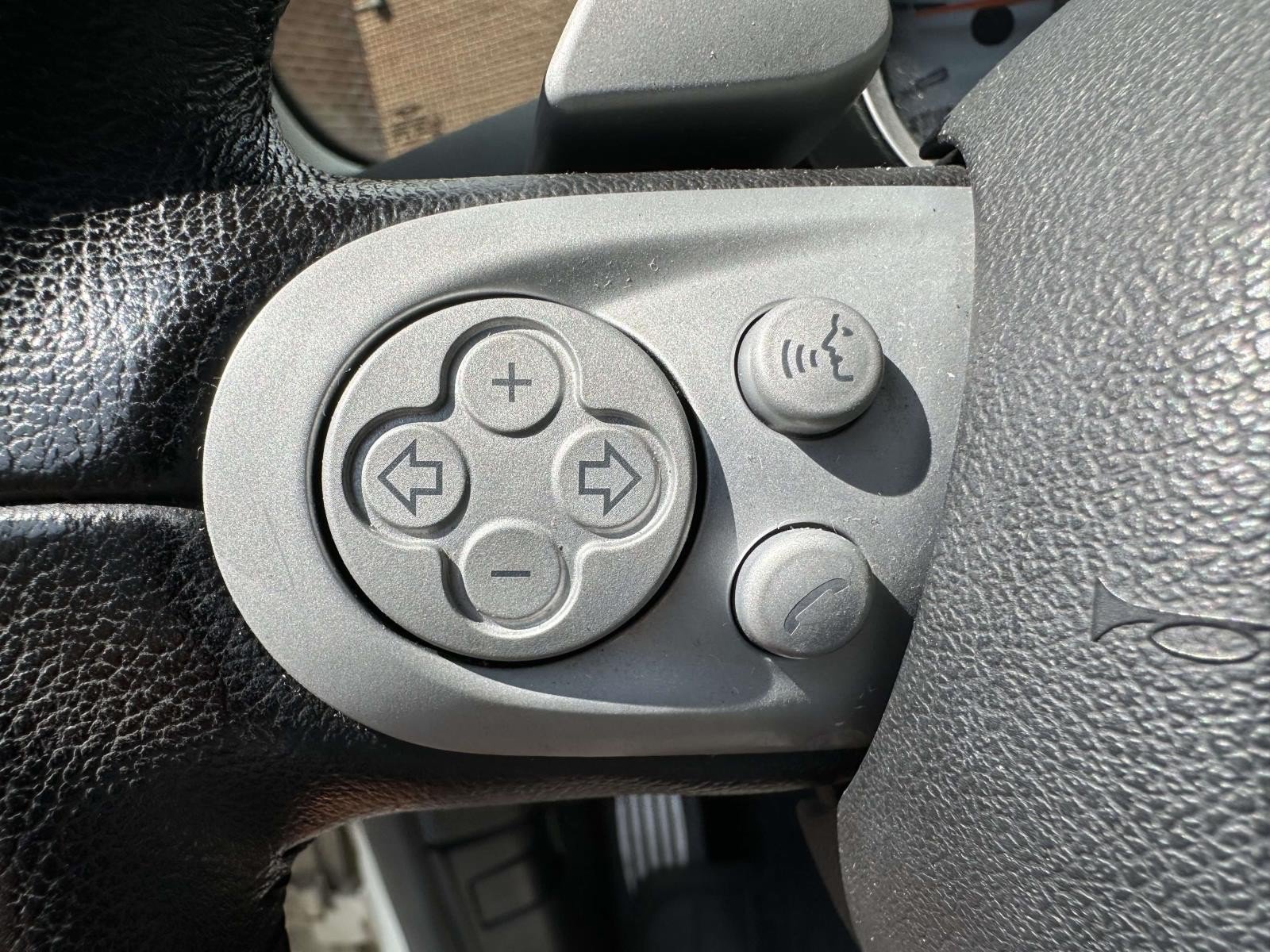 Used 2009 MINI Cooper S FWD image 25