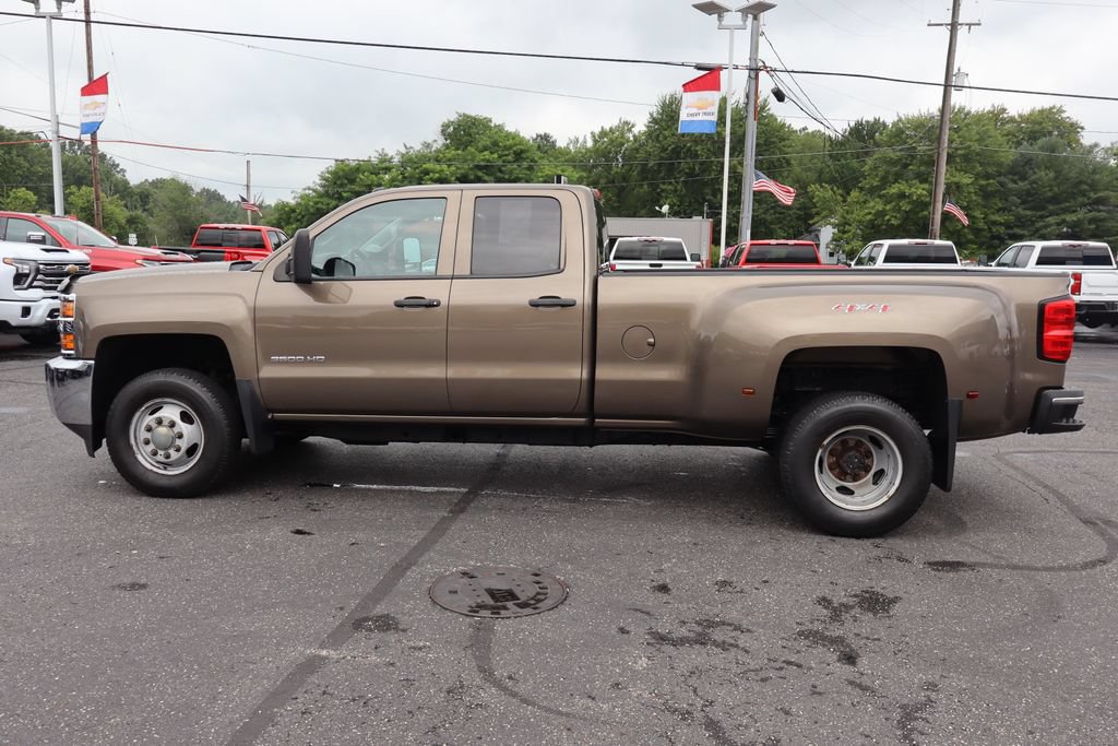Used 2015 Chevrolet Silverado 3500 W/T AWD/4WD image 21
