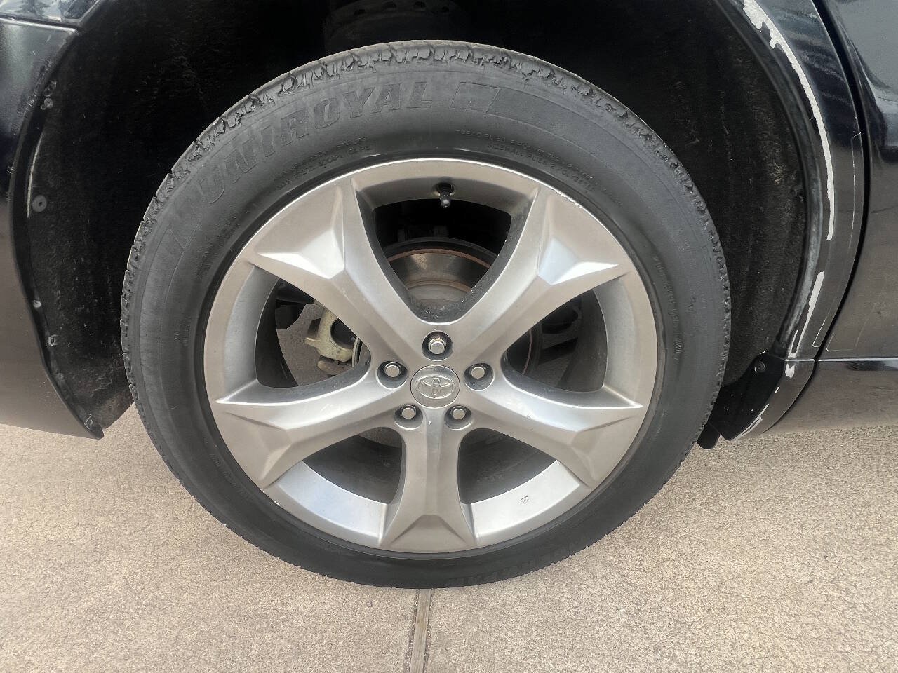 Used 2011 Toyota Venza AWD w/ Convenience Pkg image 9