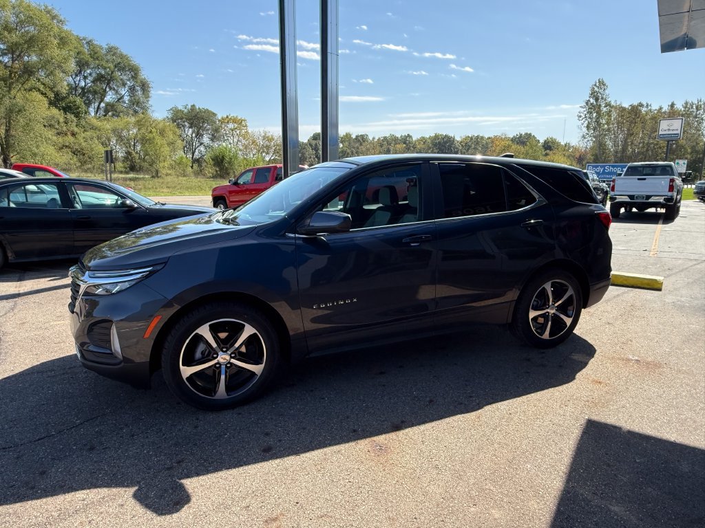 Certified 2022 Chevrolet Equinox LT FWD image 3