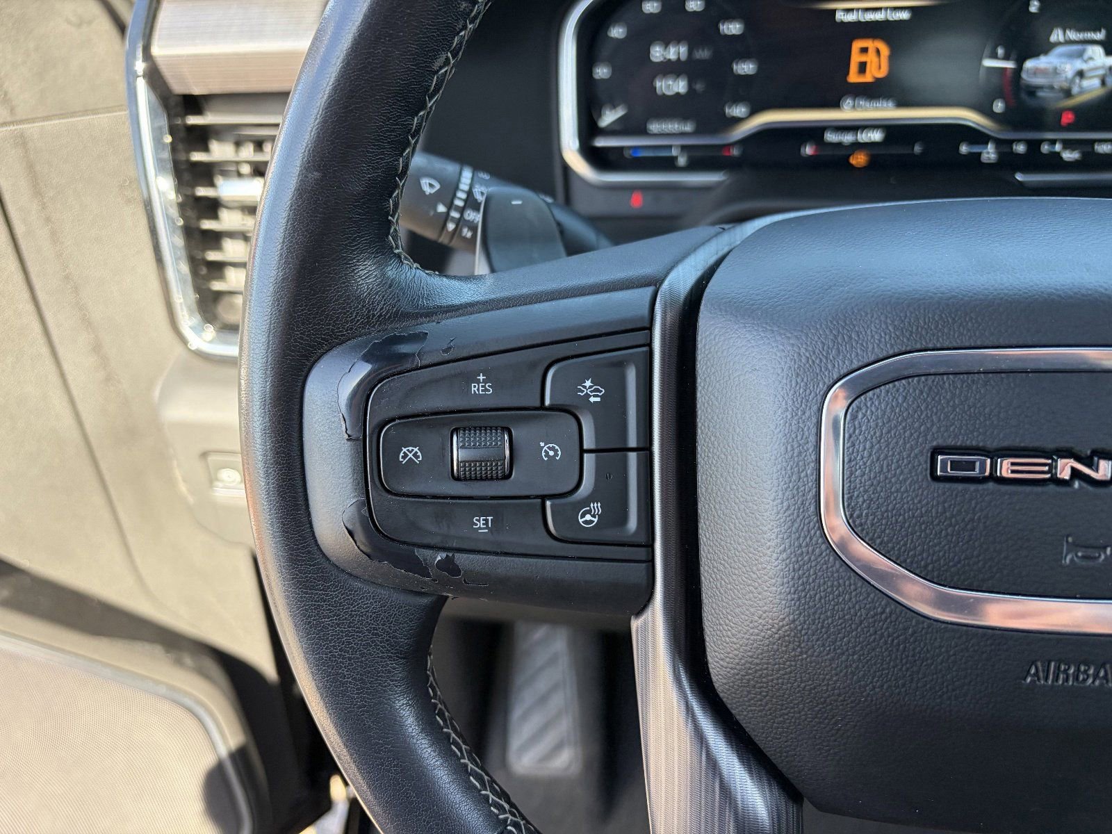Certified 2022 GMC Sierra 1500 Denali Ultimate AWD/4WD image 25