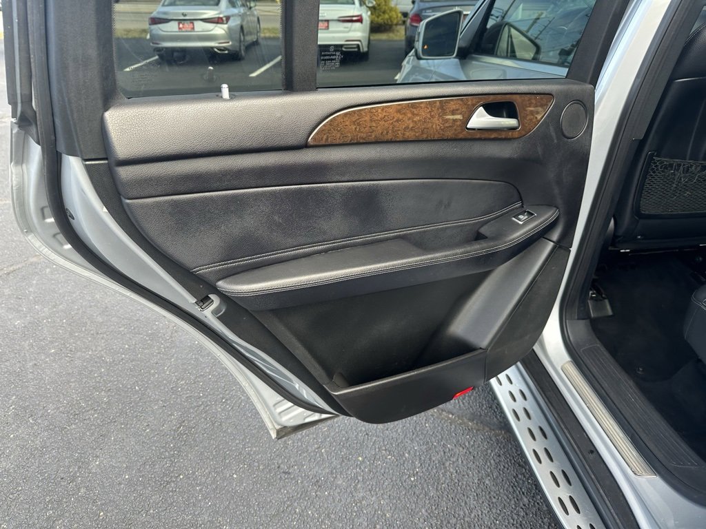 Used 2018 Mercedes-Benz GLS 450 4MATIC image 17