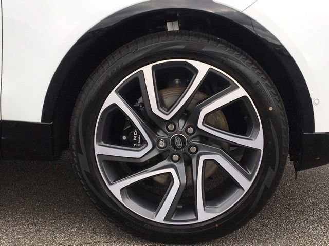 New 2024 Land Rover Discovery Metropolitan Edition image 36