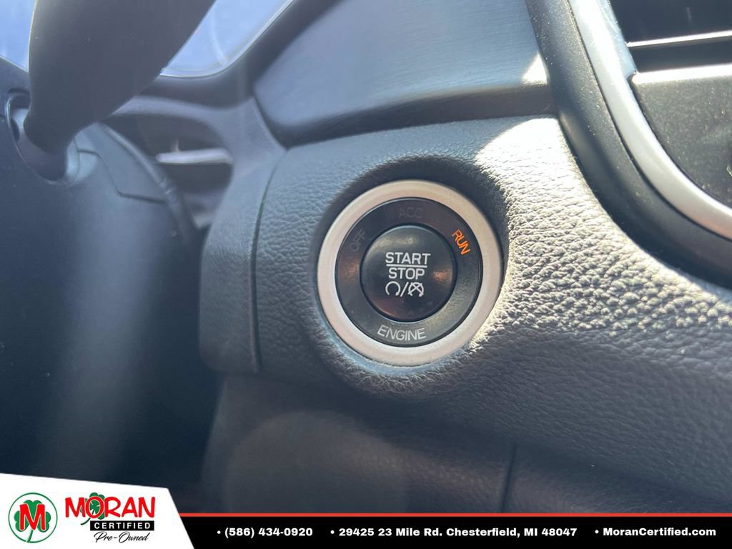 Used 2015 Chrysler 200 Limited FWD image 27