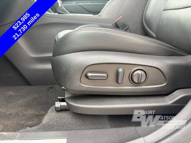 Used 2023 Chevrolet Equinox Premier FWD image 13