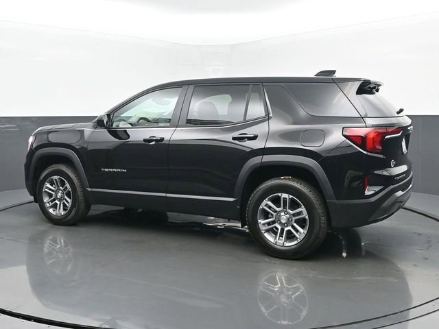 New 2026 GMC Terrain Elevation w/ Technology Package II FWD image 3