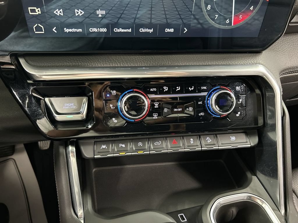 Used 2022 GMC Sierra 1500 Denali w/ Denali Reserve Package AWD/4WD image 16