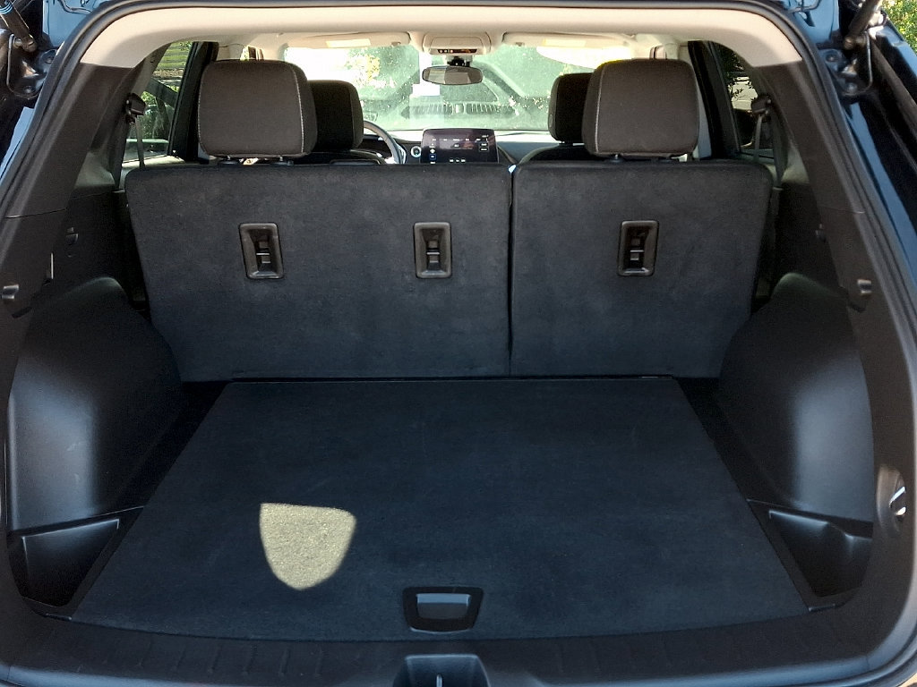 Used 2025 Chevrolet Blazer LT FWD image 29