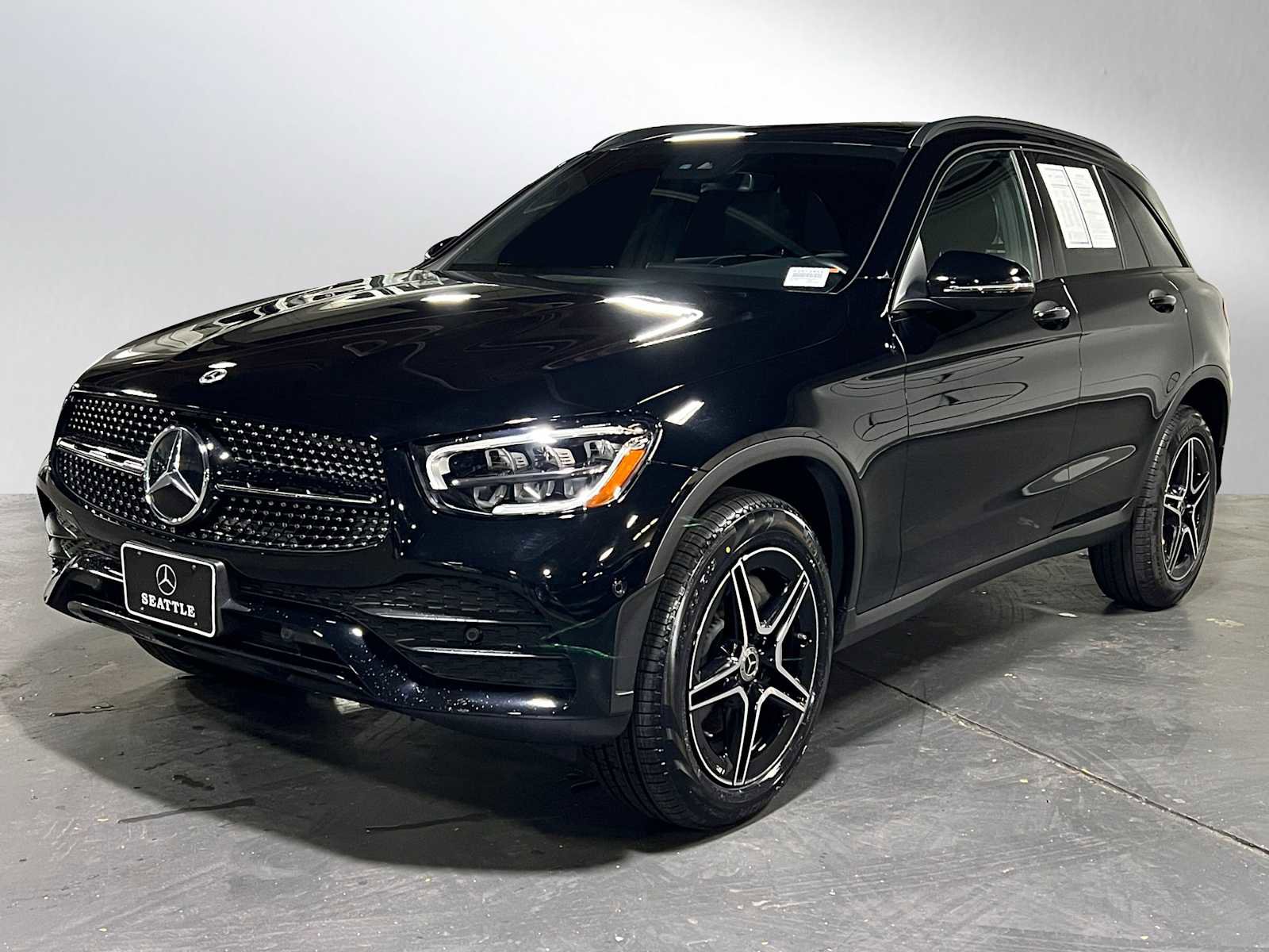 Used 2022 Mercedes-Benz GLC 300 4MATIC image 7