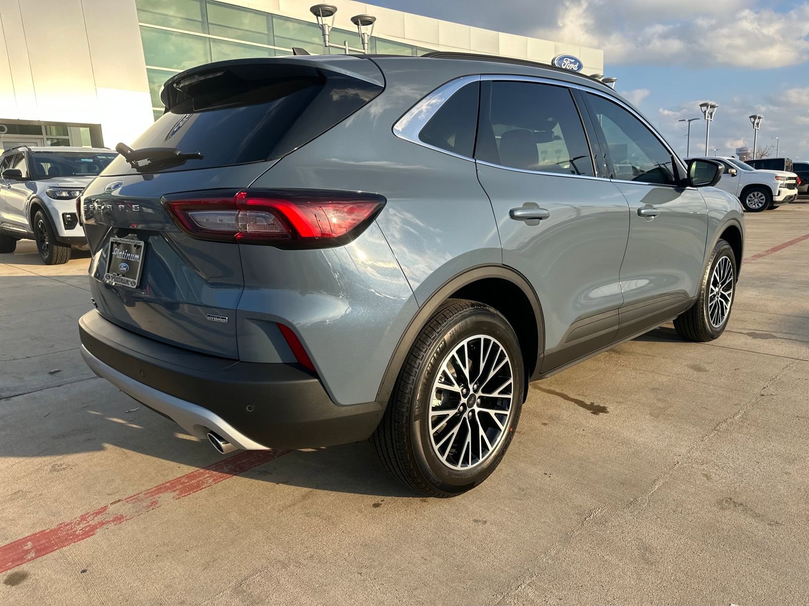 New 2026 Ford Escape SE w/ PHEV Premium Package image 5