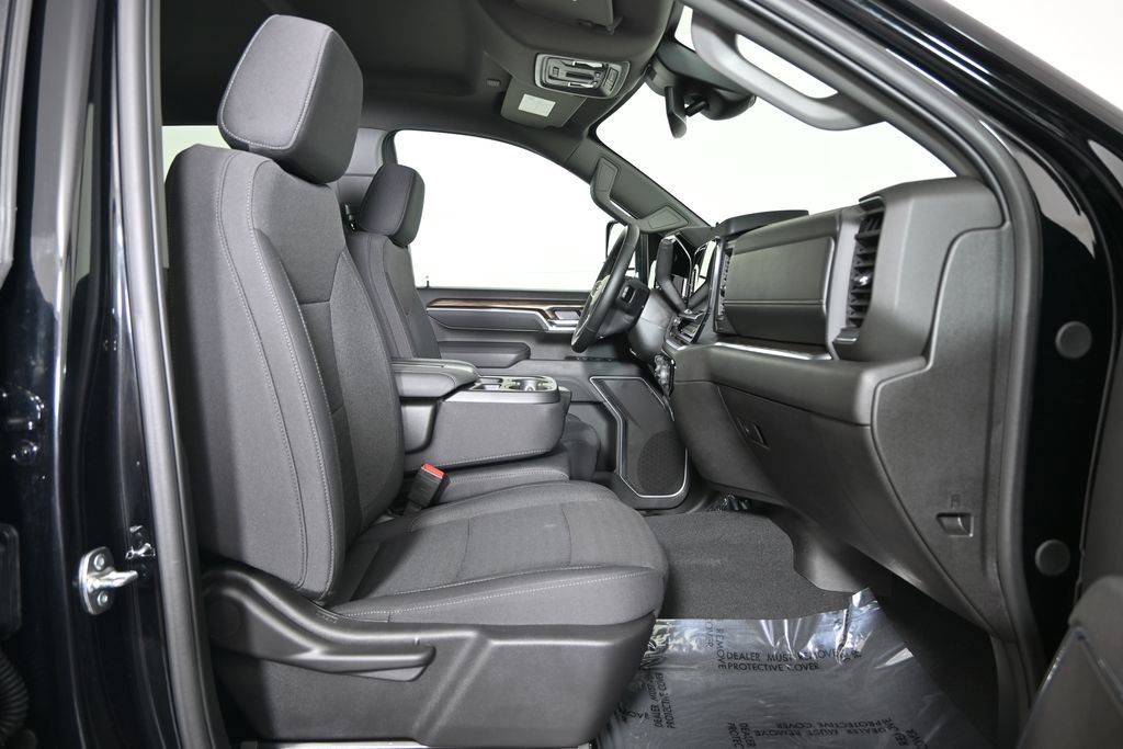 Used 2025 Chevrolet Silverado 3500 LT w/ All Star Edition AWD/4WD image 14