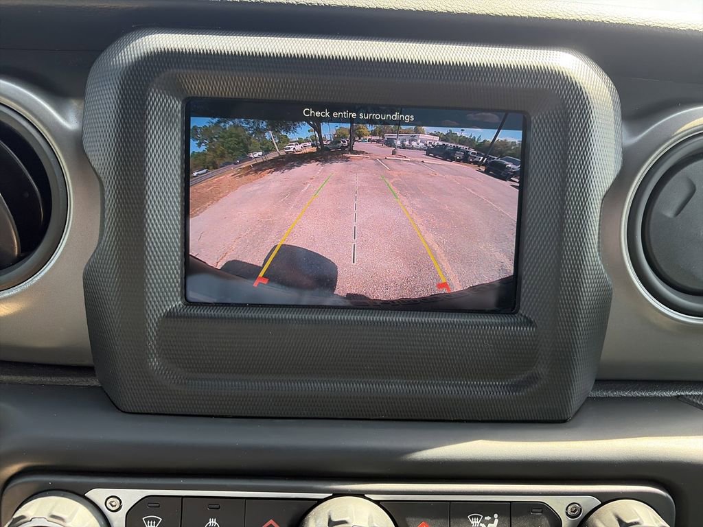 Used 2022 Jeep Wrangler Unlimited Sport AWD/4WD image 24