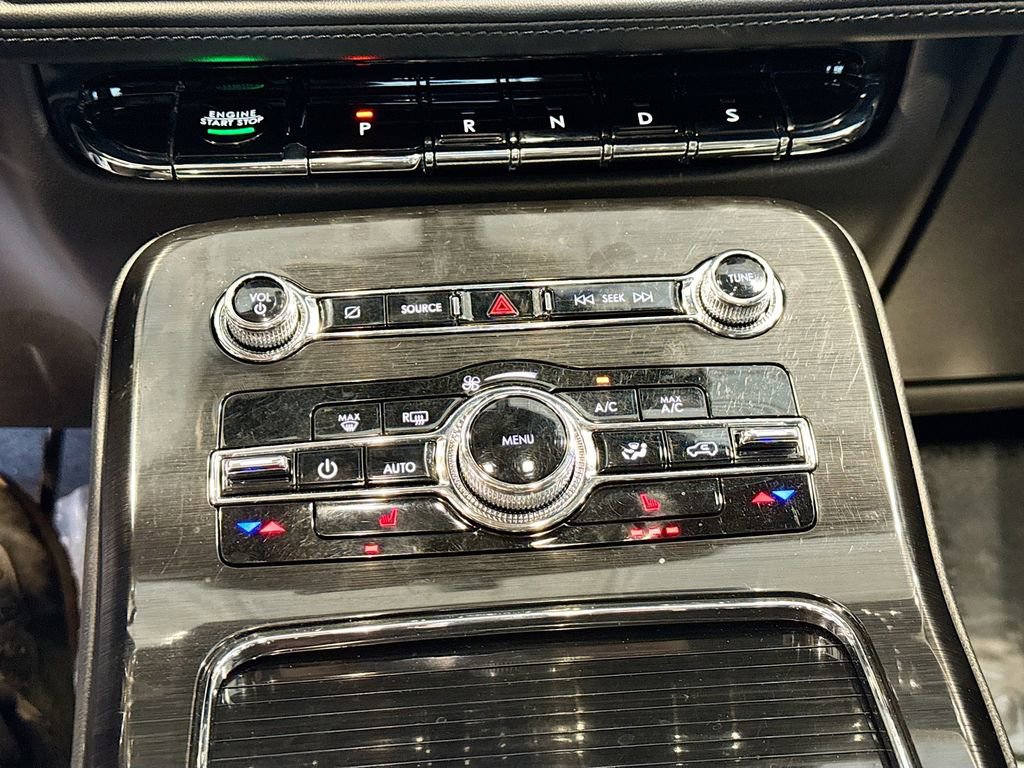 Used 2023 Lincoln Nautilus AWD w/ Premium Package image 14