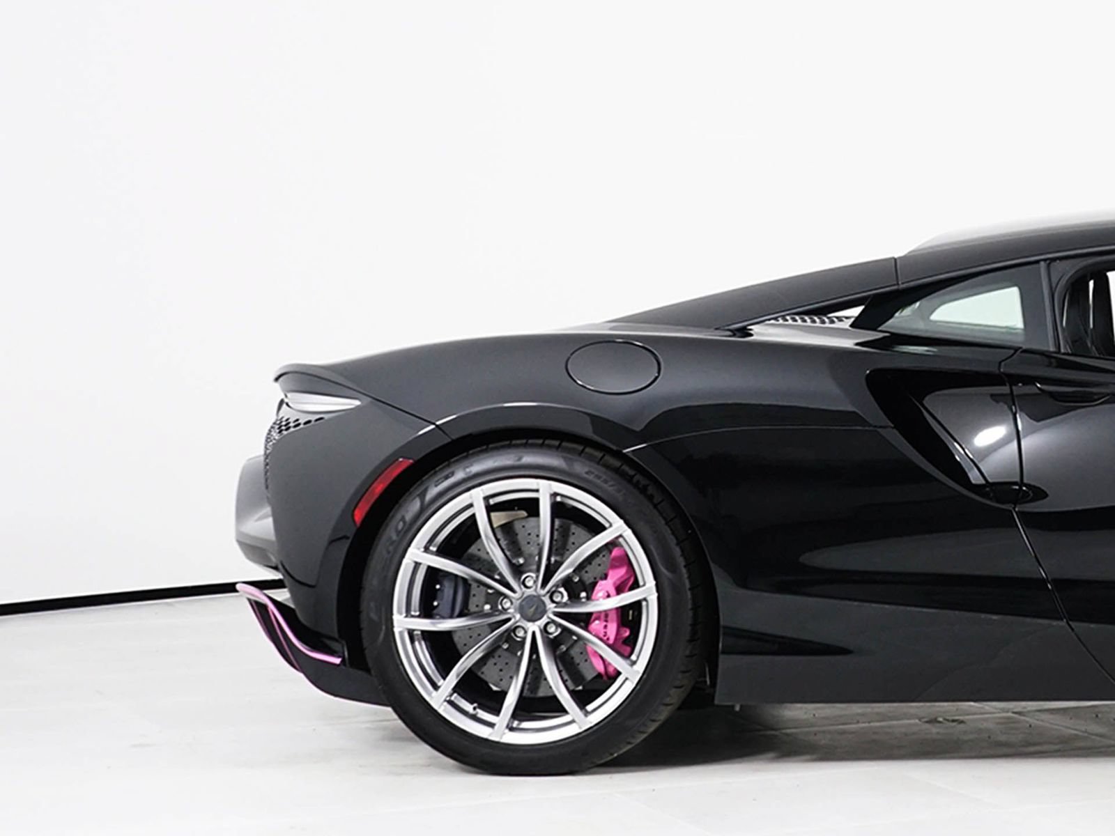 New 2026 McLaren Artura RWD image 14