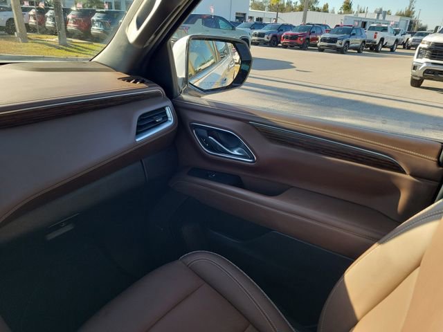 Certified 2024 Chevrolet Suburban High Country w/ Premium Package 2 image 12