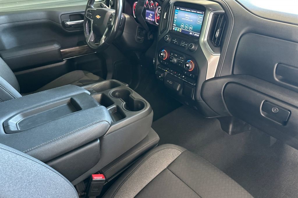 Used 2021 Chevrolet Silverado 1500 LT image 15