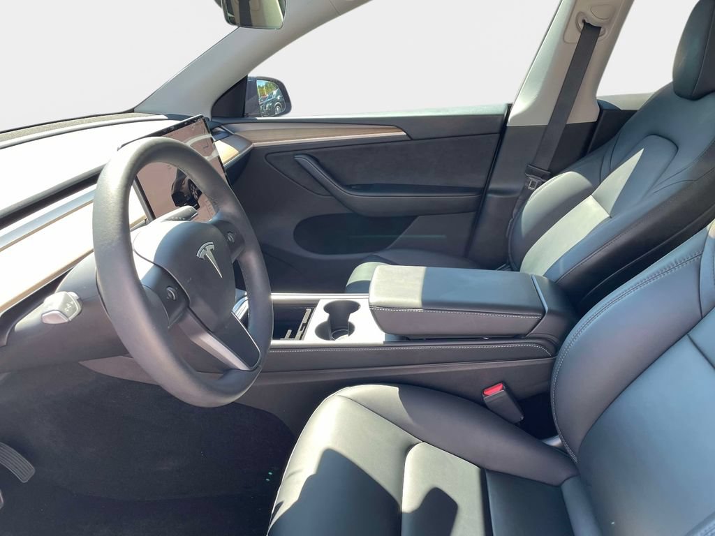 Used 2023 Tesla Model Y Long Range AWD/4WD image 21