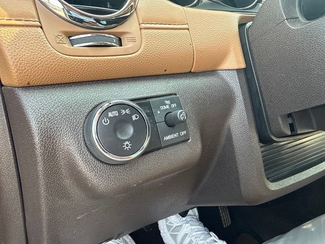 Used 2016 Buick Enclave Leather AWD/4WD image 10