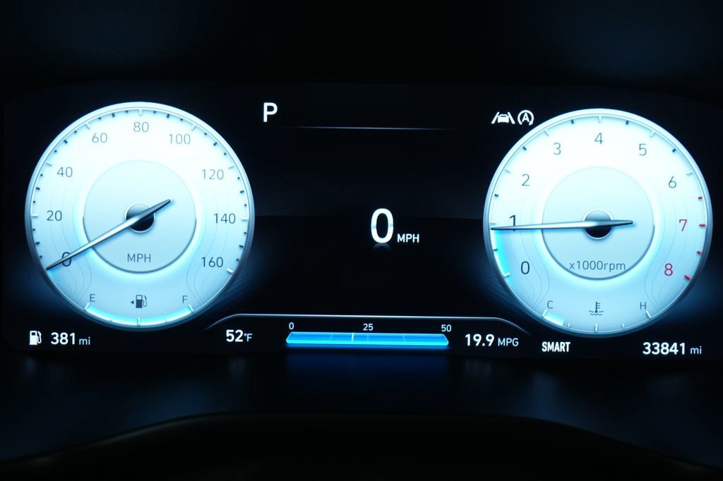 Used 2023 Hyundai Santa Fe Limited w/ Cargo Package image 48