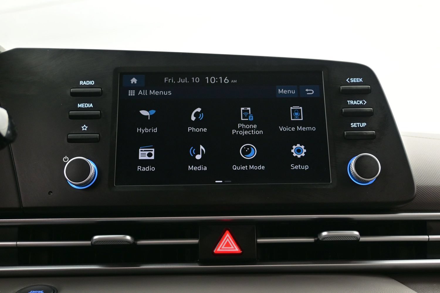 Certified 2026 Hyundai Elantra Hybrid FWD image 18