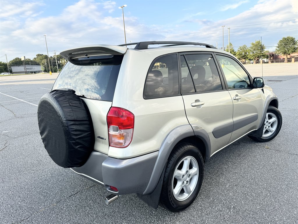 Used 2001 Toyota RAV4 4WD image 26