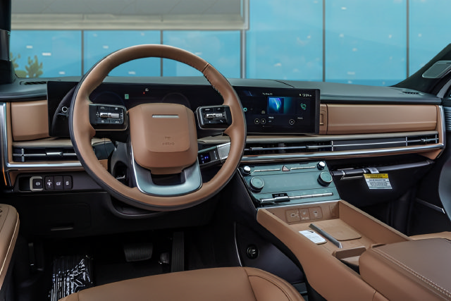 New 2026 Hyundai Santa Fe Limited FWD image 12