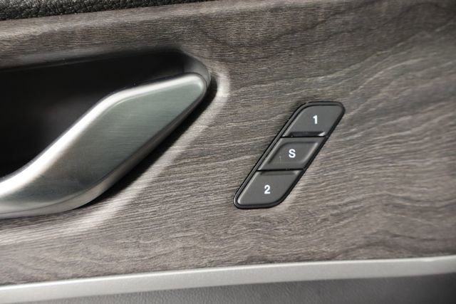 Used 2022 Jeep Grand Cherokee Limited AWD/4WD image 22