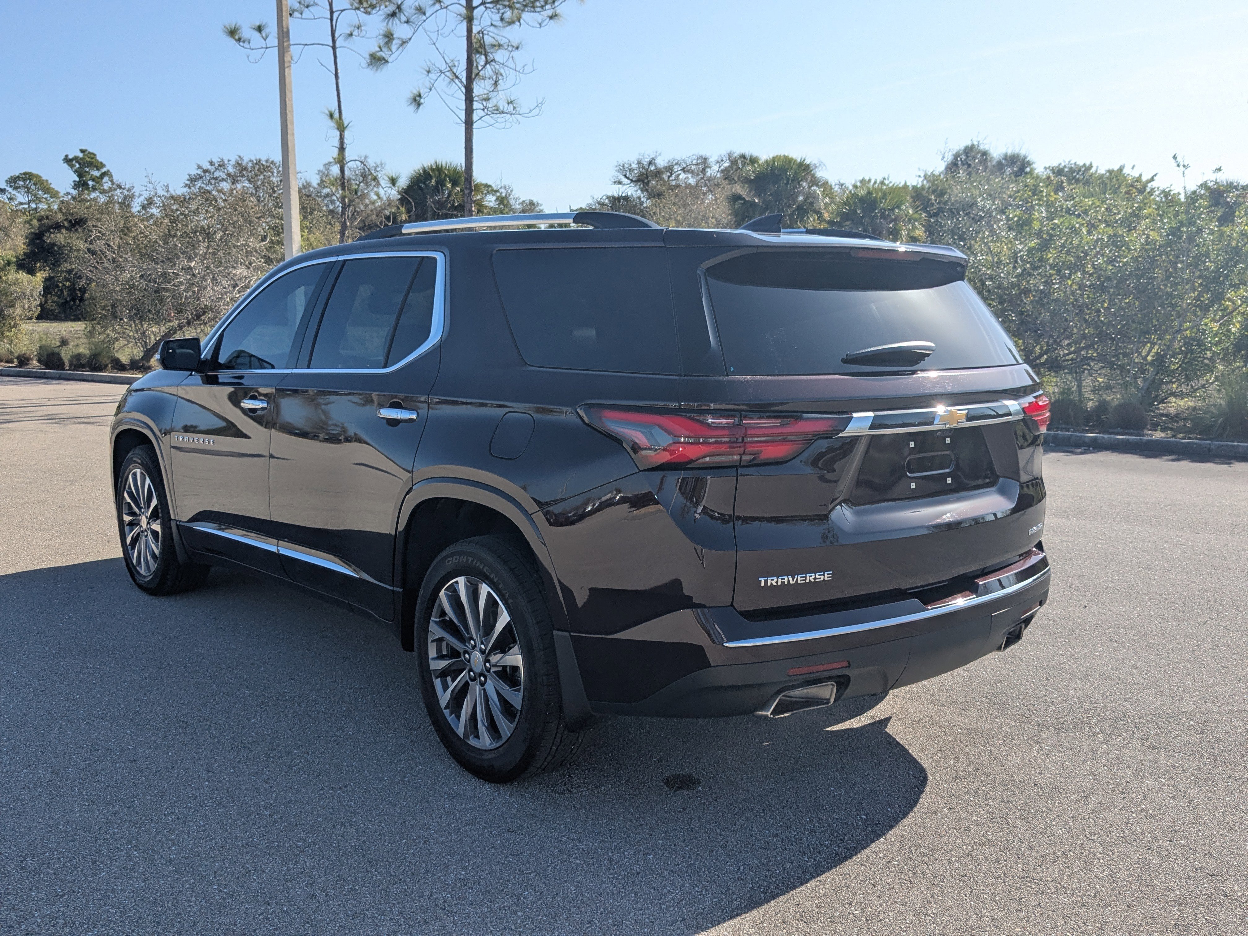 Used 2023 Chevrolet Traverse Premier image 7