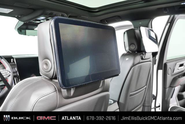 New 2026 GMC Yukon AT4 Ultimate w/ LPO, Floor Liner Package AWD/4WD image 33