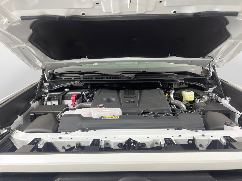 New 2026 Toyota Tundra Limited image 13