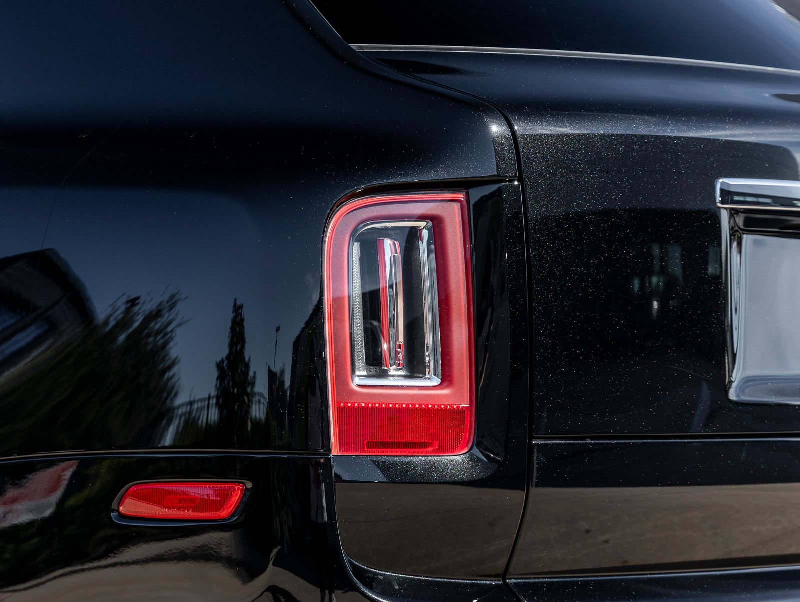 Certified 2023 Rolls-Royce Cullinan image 14