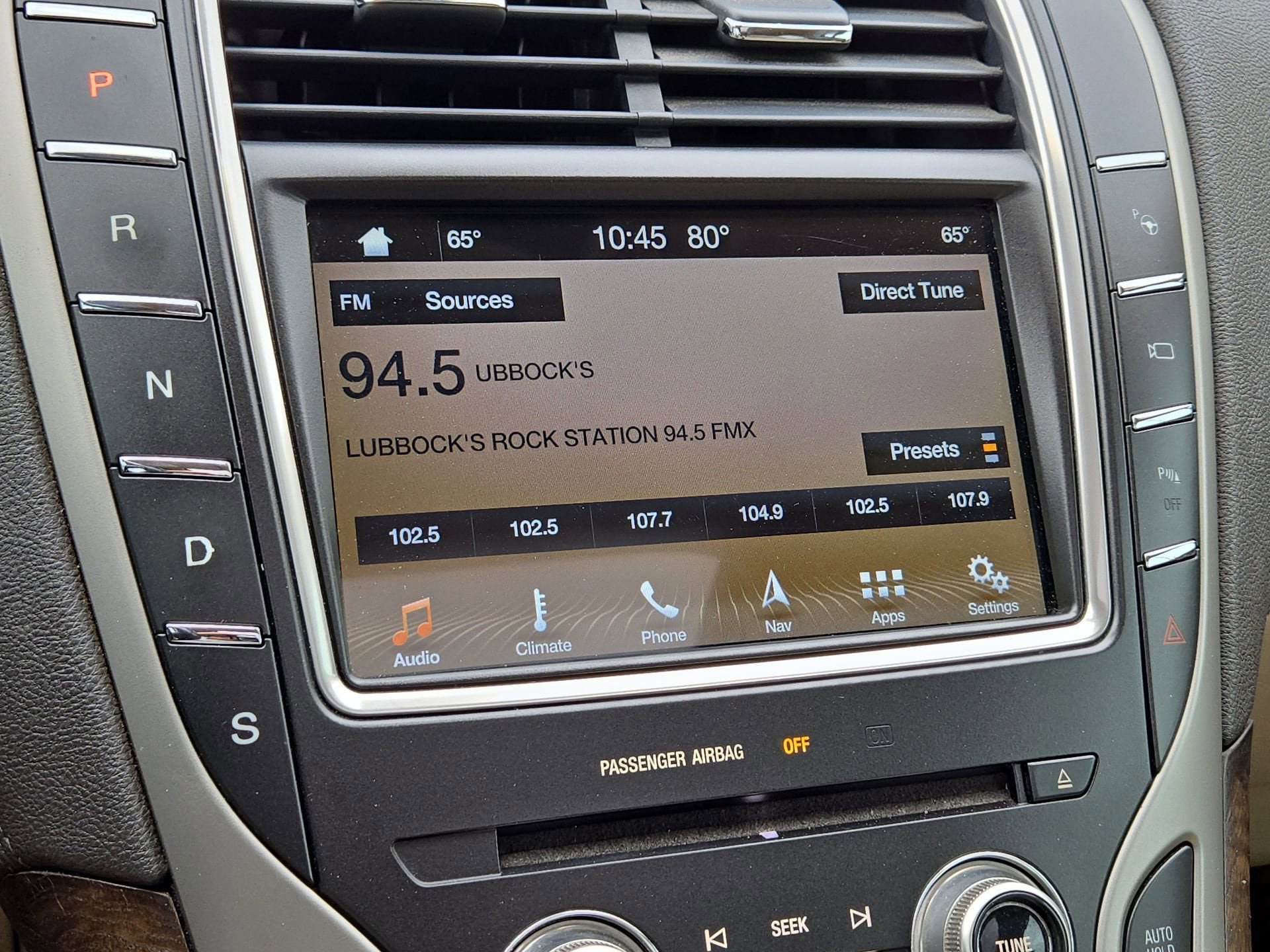 Used 2016 Lincoln MKX Reserve w/ Technology Package FWD image 19