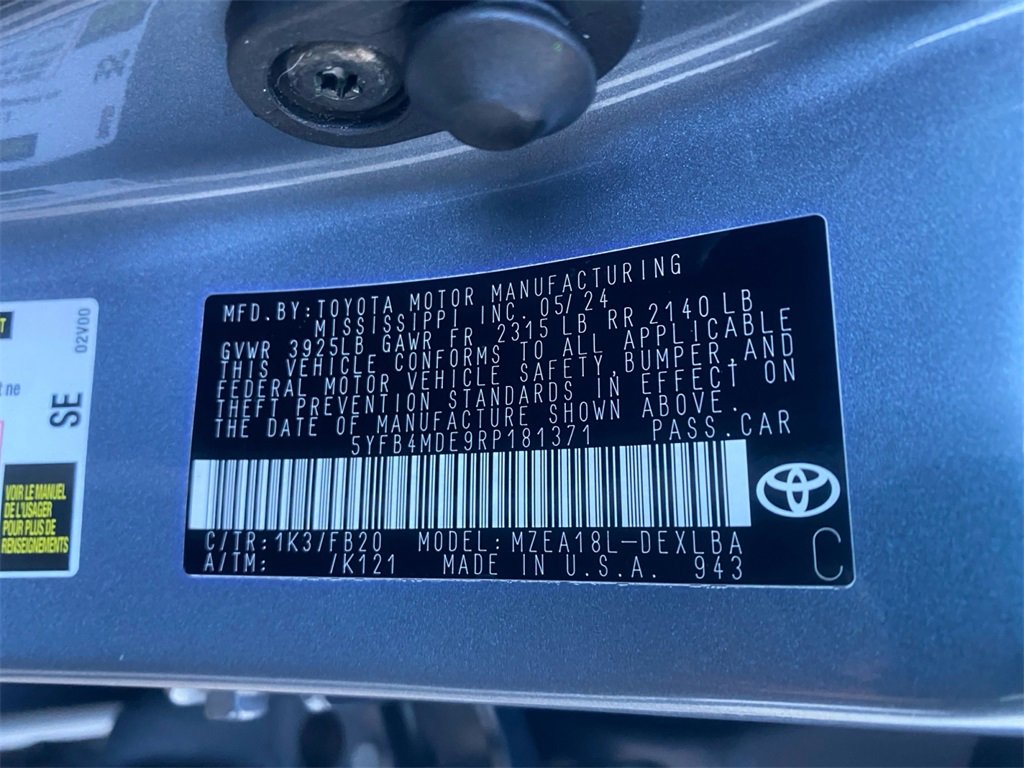 Used 2024 Toyota Corolla LE image 28