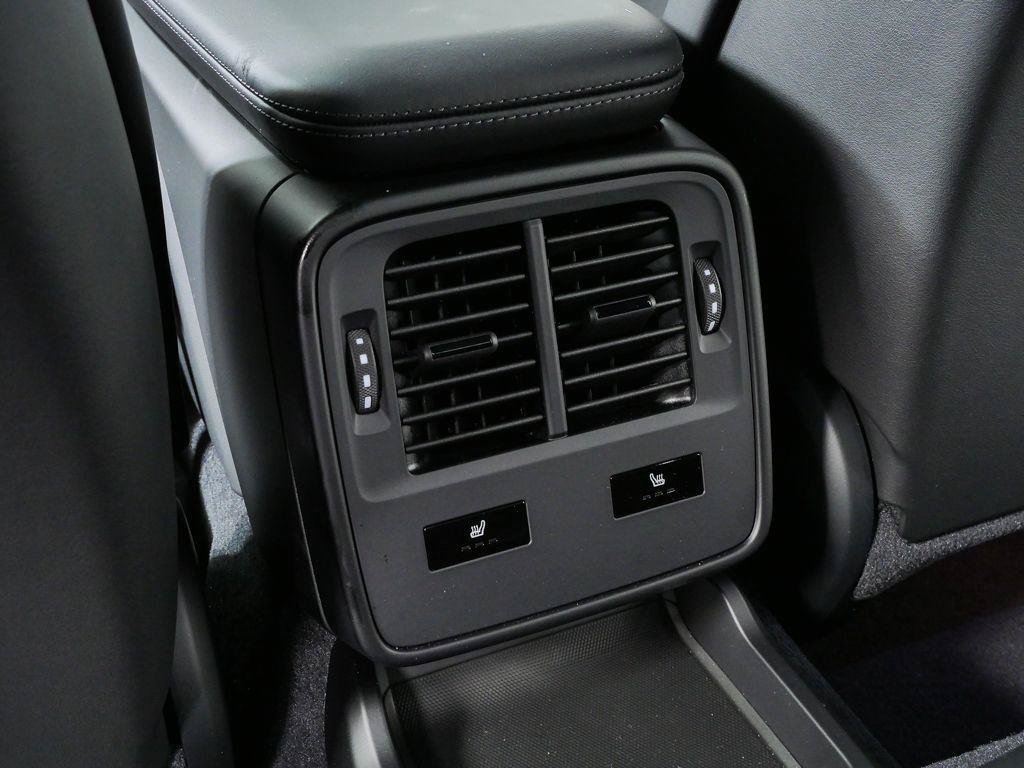 New 2026 Porsche Taycan RWD image 21