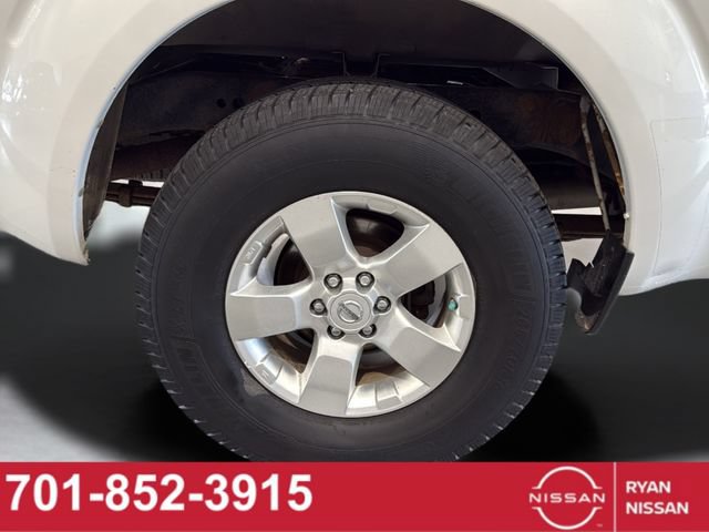 Used 2013 Nissan Frontier SV AWD/4WD image 10