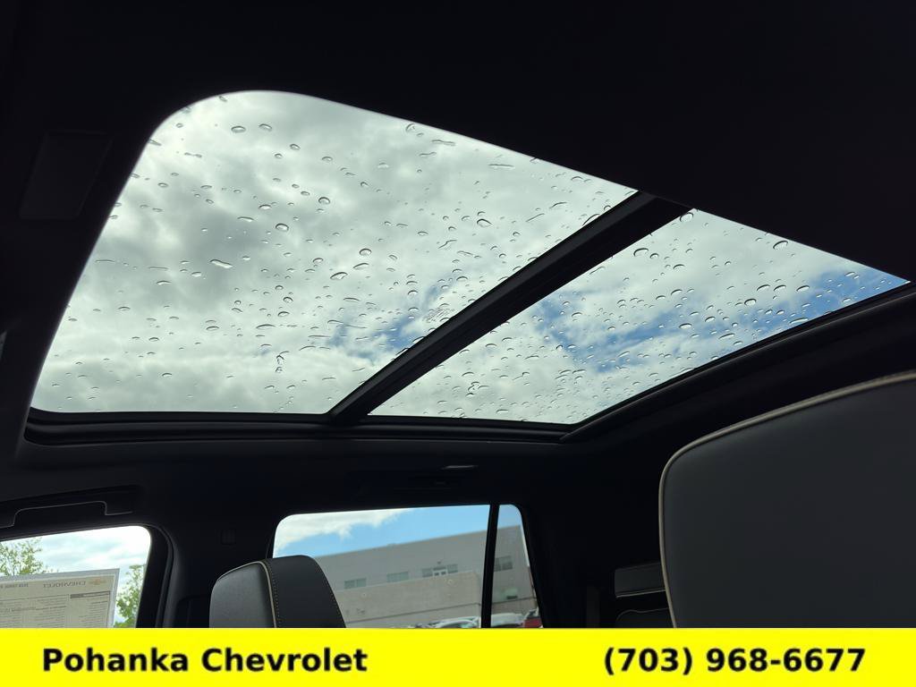 New 2026 Chevrolet Tahoe Premier w/ Sun And Tow Package AWD/4WD image 22