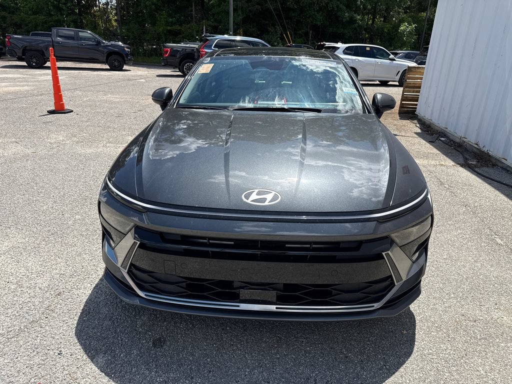 Used 2025 Hyundai Sonata SEL FWD image 3