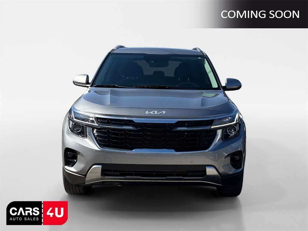 Used 2024 Kia Seltos EX image 2