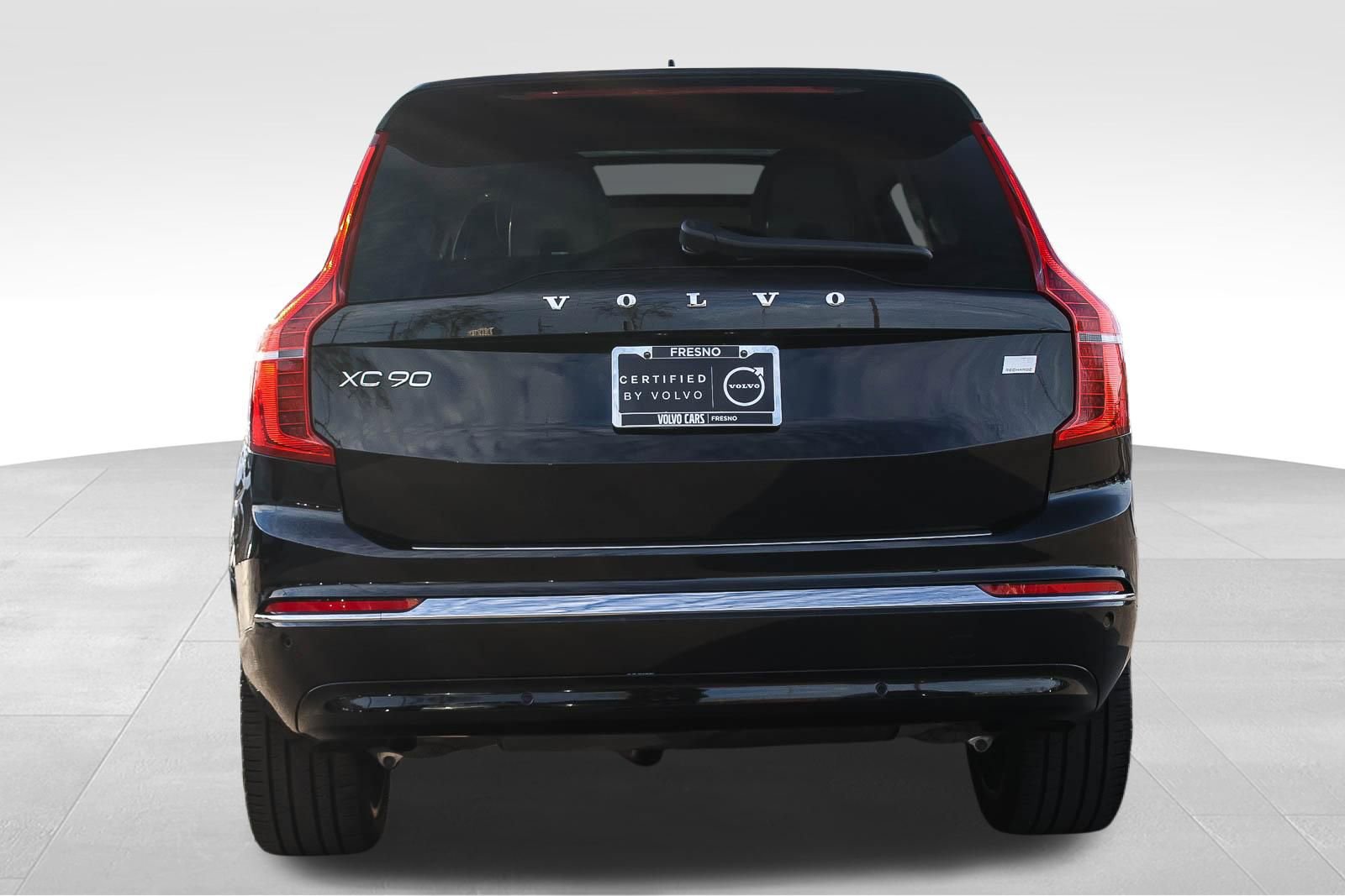 Used 2024 Volvo XC90 T8 Ultimate w/ Protection Package Premier image 7