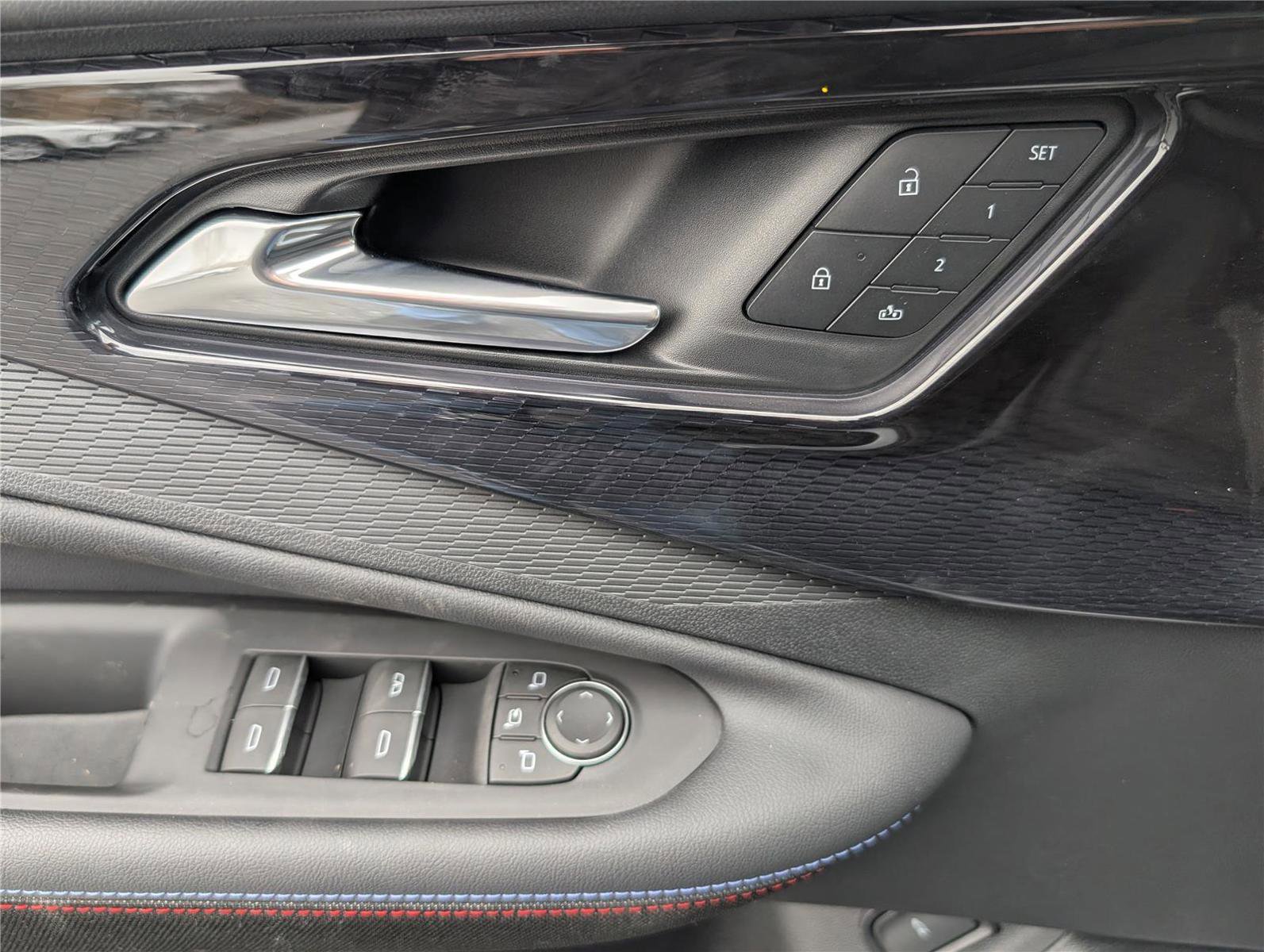 New 2026 Chevrolet Blazer EV RS w/ Super Cruise Package image 18