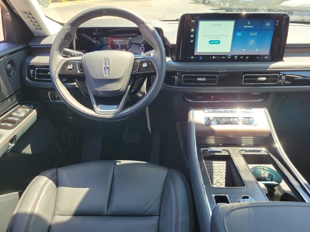 New 2026 Lincoln Aviator Reserve w/ Illumination Package AWD/4WD image 12