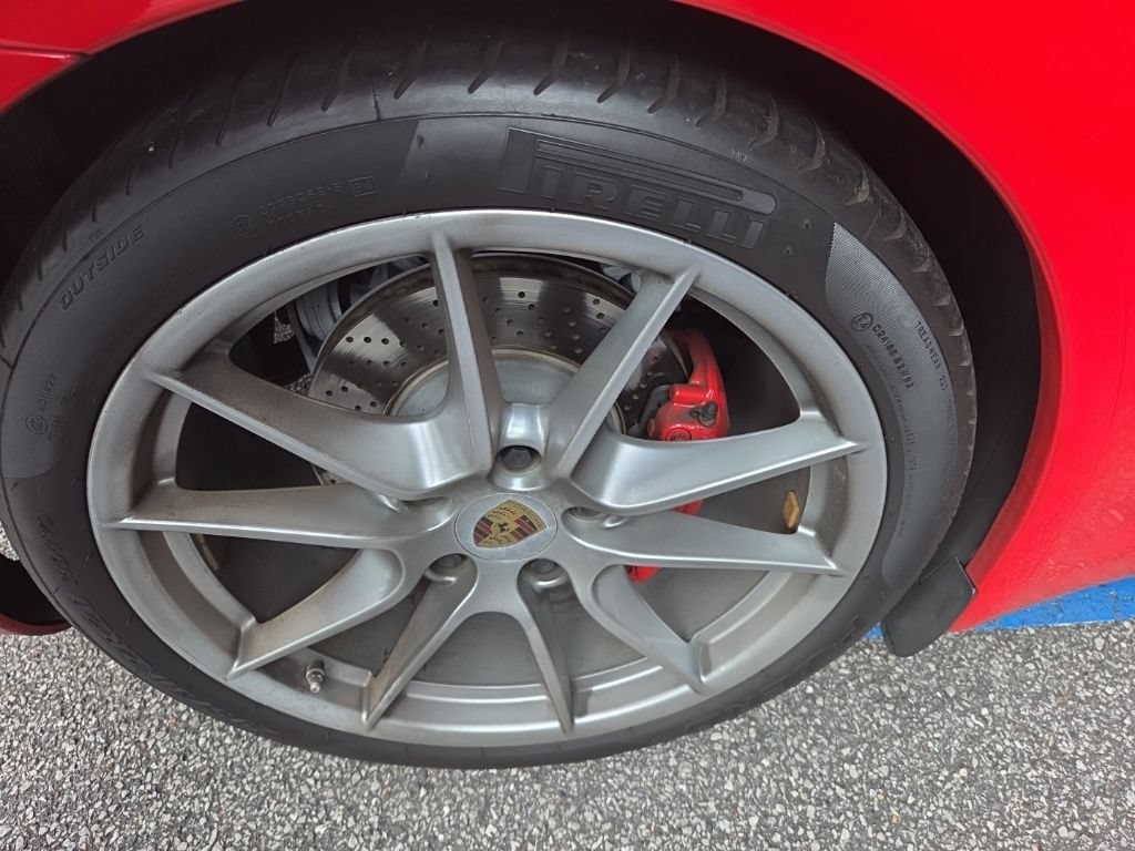 Used 2015 Porsche 911 Carrera S RWD image 9